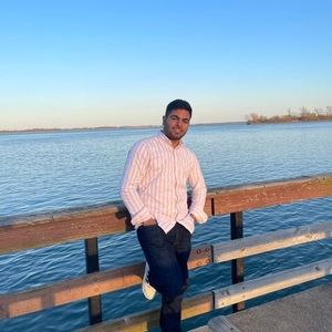 Meet your Posher, Waseem